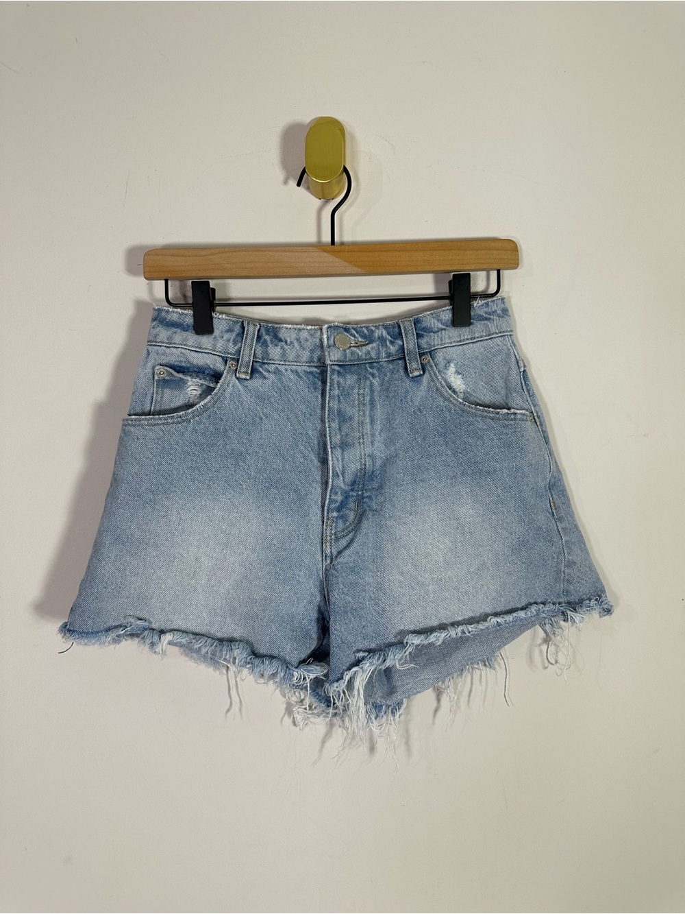 Rolla’s High Rise Cut Off Light Wash Jean Original Shorts